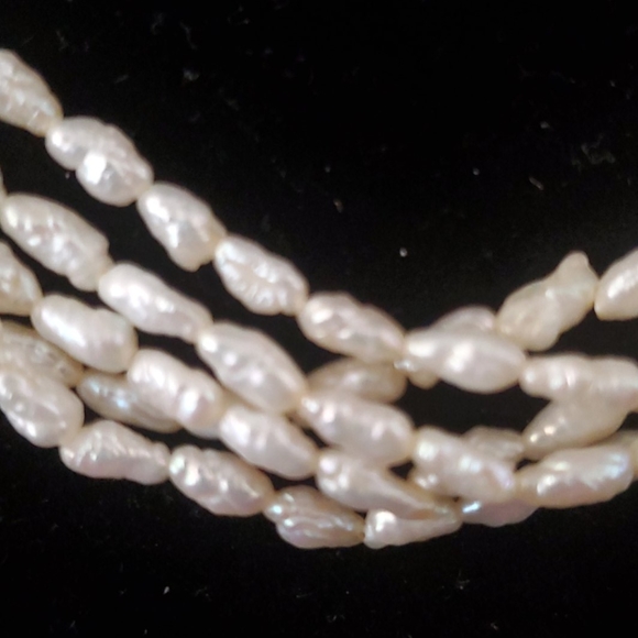 NECKLACE - Picture 2 of 6